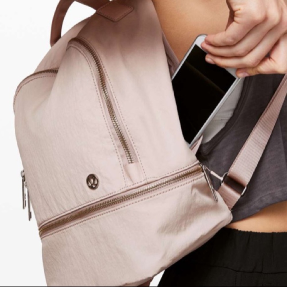 ❤️lululemon City Adventure *Mini NWT